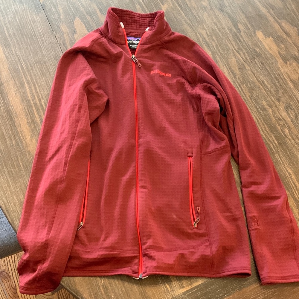 Women’s Patagonia Full Zip Large